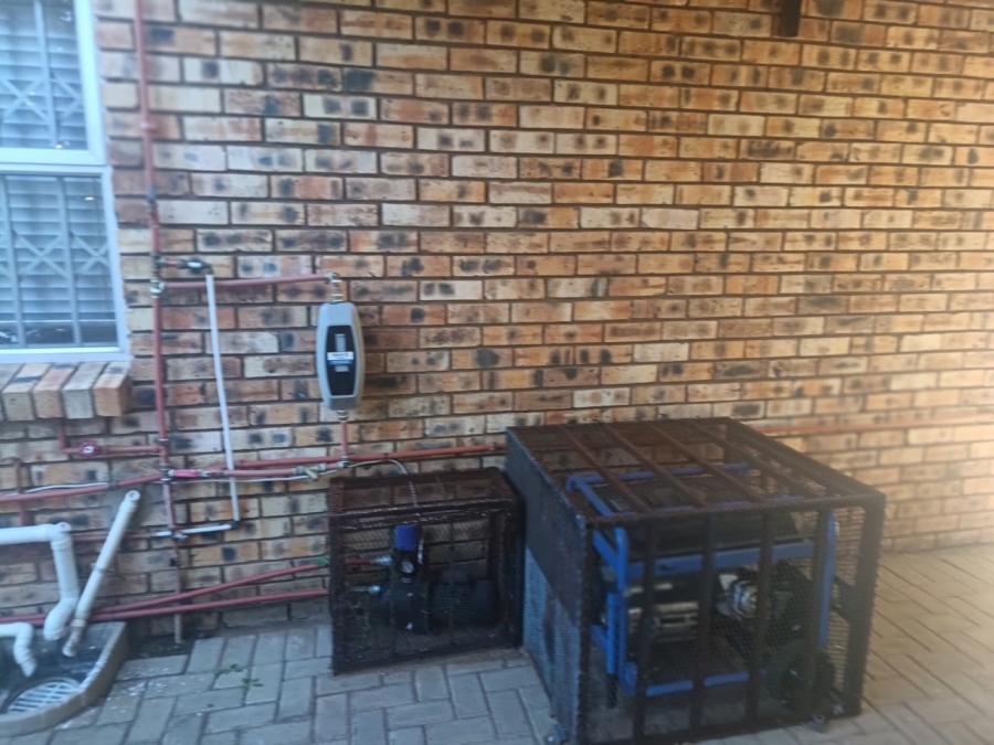  Bedroom Property for Sale in Albertynshof Northern Cape